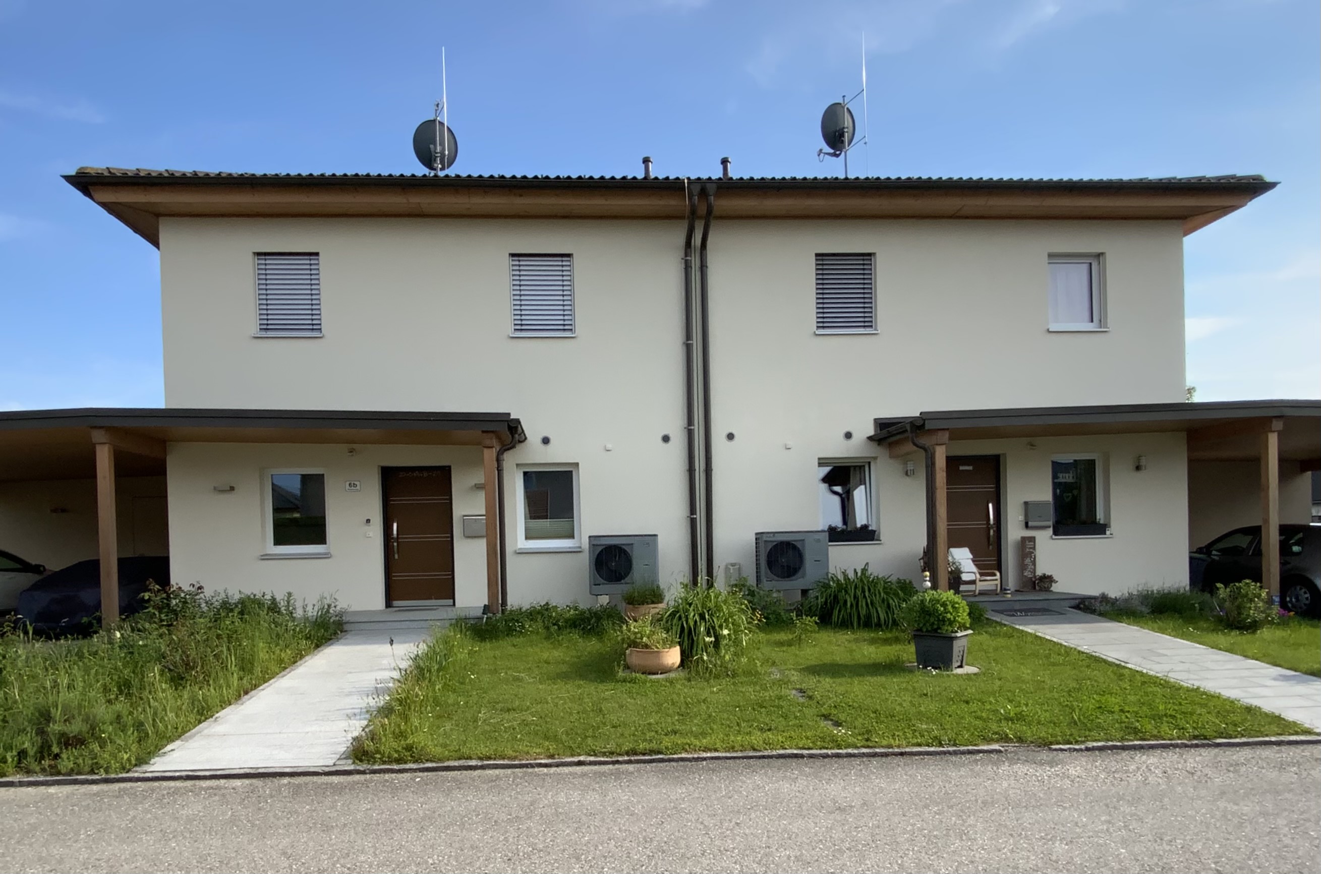Haus und Grund vereint im Doppelhaus GENBÖCK HAUS